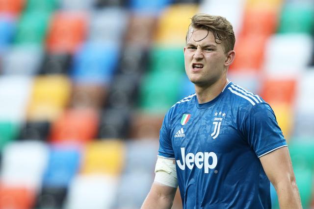 切尔西官方为韦斯利庆生 22年加盟至今只踢了32场