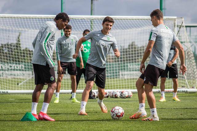 基米希：我喜欢多踢比赛，但也能理解说比赛太多